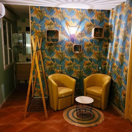 Casa de hóspedes Du Mas Donat 2*